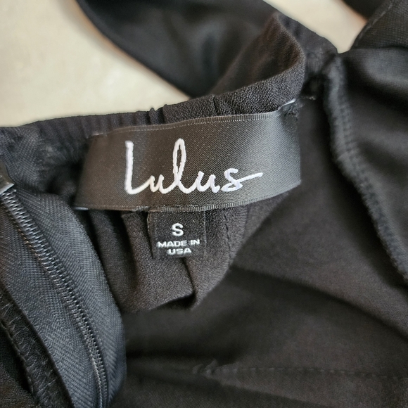 Lulus Black Sleeveless Jumpsuit Tie Around Waist V Neck Size S Wide Leg - Picture 8 of 8